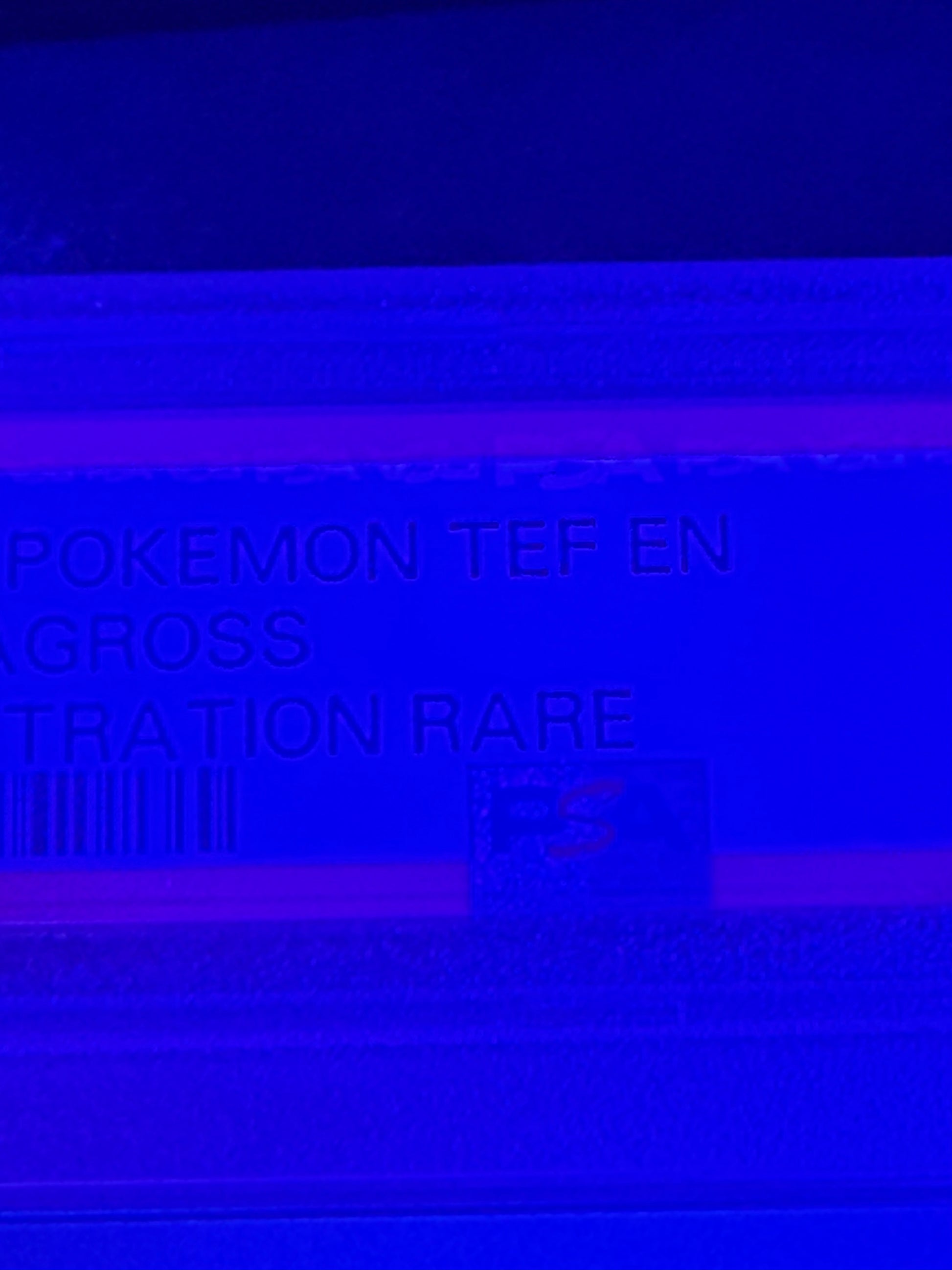 Black light photo 2